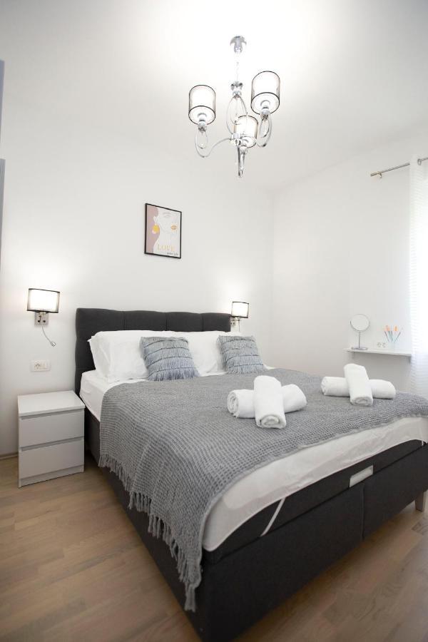 Triple A Daire Split Dış mekan fotoğraf
