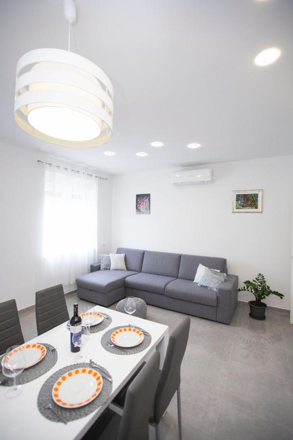 Triple A Daire Split Dış mekan fotoğraf